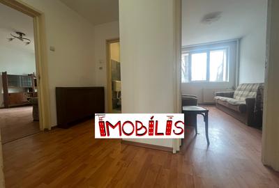 Apartament cu 3 camere semidecomandat în Apusului - 3