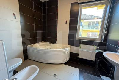 Apartament cu 3 camere în Bună Ziua