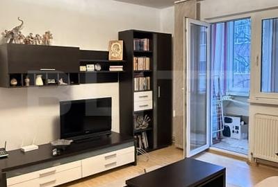 Apartament cu 3 camere semidecomandat, mobilat în Astra
