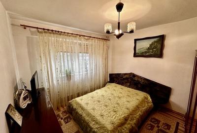 Apartament cu 4 camere decomandat în Central - 3