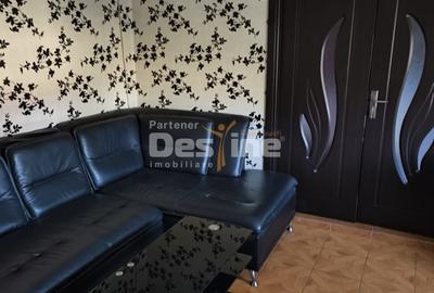 Casă individuală cu 5 camere cu Canalizare în 16 Februarie - 8