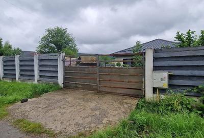 Casă cu 4 camere cu Teren 500 Mp în Bucium - 2