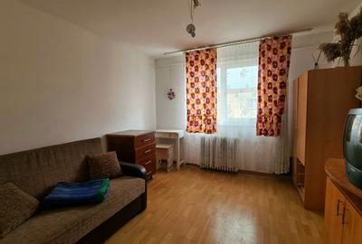 Garsonieră semidecomandată, mobilată în Uzina 2