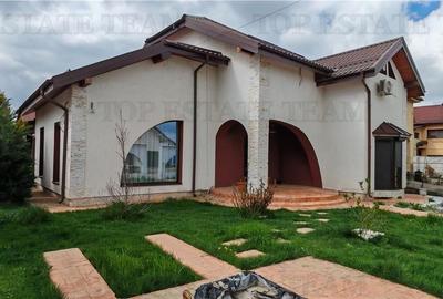 VIla 5 camere (dormitor parter), garaj, 700mp teren, mobilata si utilata lux in