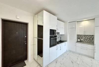 Garsonieră decomandată în P-ța Universității - 4