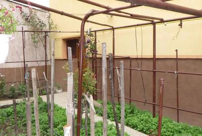 Casă cu 7 camere cu Teren 195 Mp în Semicentral - 13