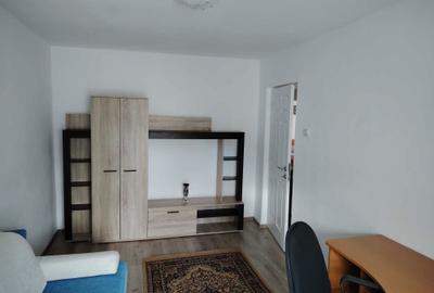 Apartament cu 3 camere decomandat în Luncă - 1