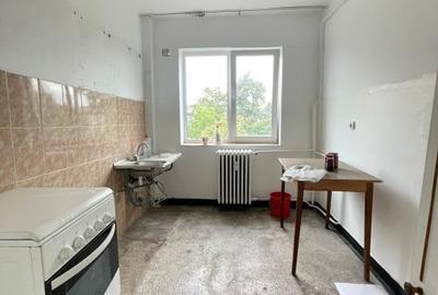 Apartament 3 camere-Podu Ros-Liceul Racovita - 2