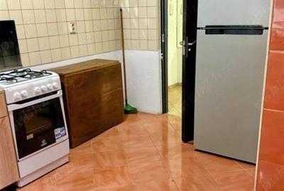 Apartament cu 3 camere decomandat, mobilat în 9 Mai - 6