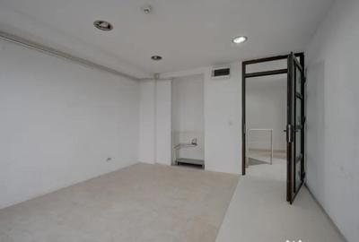 Casă cu 3 camere cu Canalizare în Drumul Taberei - 8