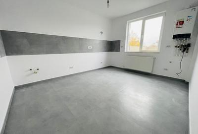 Casă cu 4 camere cu Teren 250 Mp în Domnești - 9