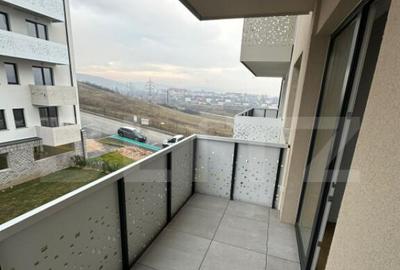 Apartament cu 2 camere 42.5mp in complex ESTIMO +parcare su - 5