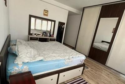 Casă cu 7 camere cu Teren 120 Mp în Colentina - 12