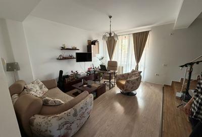 Duplex cu 4 camere cu Canalizare în Central - 12