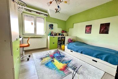 Casă cu 5 camere în Bujac