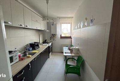 Apartament cu 2 camere decomandat în Drumul Taberei