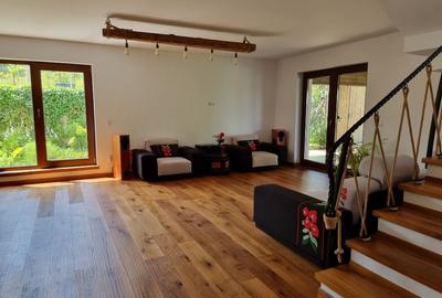 Casa tip duplex, finisata, mobilata si echipata utilitar. - 13
