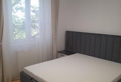 Apartament cu 2 camere decomandat în Calea Călărașilor