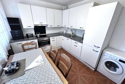 Apartament cu 4 camere decomandat, mobilat în Cetate - 12