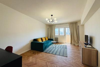 Apartament cu 2 camere decomandat în 1 Mai