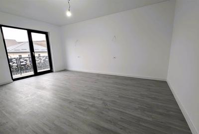 Casă cu 4 camere cu Teren 300 Mp în Vișani - 5