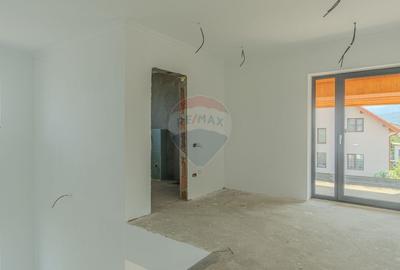 Casa moderna, la cheie, in Cristian - Str. Carpati - 16