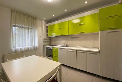 Apartament cu 3 camere decomandat, mobilat în Băneasa - 9