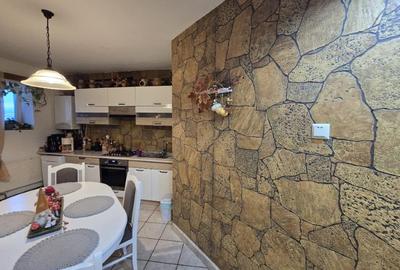 De vanzare Apartament 3 camere, zona Ultracentrala. - 3