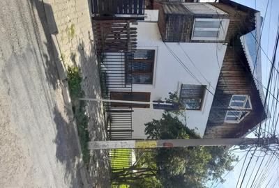 Casă cu 6 camere cu Teren 247 Mp în Central - 1
