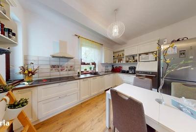 Casă cu 4 camere în Crinț - 3