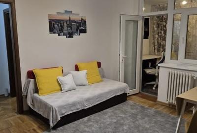 Apartament cu 2 camere semidecomandat în Victoriei