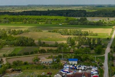 Spațiu comercial, în Central - 3