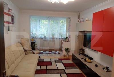Apartament cu 3 camere, decomandate, etaj 1, bloc din cara - 2