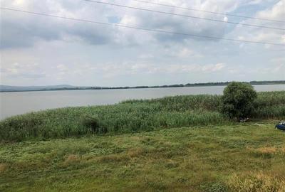 Teren intravilan construibil cu deschidere la lac - 2