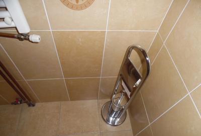 Inchiriez garsoniera in Deva, Saturn (Politie), et. 3 - 9