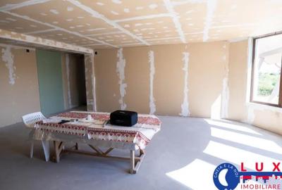 Casă cu 6 camere cu Teren 2564 Mp în Mineri - 13