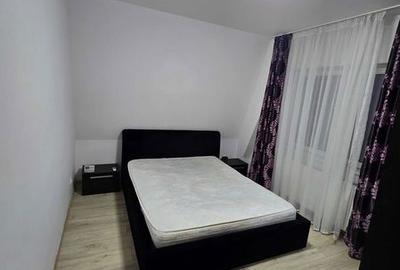 Apartament cu 3 camere decomandat, mobilat în Central