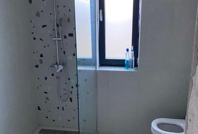 Spațiu comercial, de 80 mp, în Central - 1