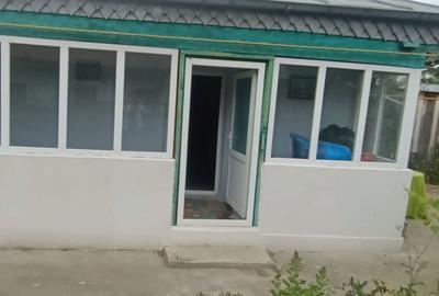 Casă cu 5 camere cu Teren 250 Mp în Central - 2