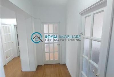 Royal Imobiliare - vanzare apartament 3 camere Ultracentral - 6