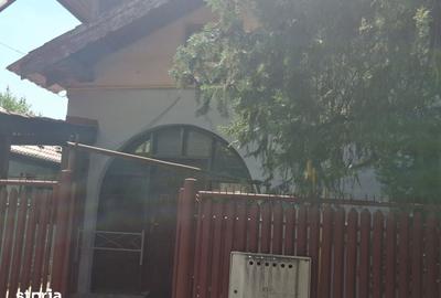 Casă cu 8 camere cu Teren 211 Mp în Mărășești - 5