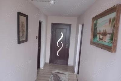 Casă cu 3 camere în Tichilești - 5