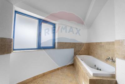 Hotel/Pensiune, de 2,979.4899902344 mp, în Murighiol - 21