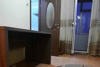 Garsonieră Tătărași str Eternitate in bloc de apartamente - 7
