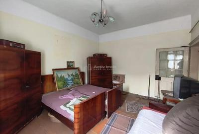 Casă cu 5 camere cu Teren 218 Mp în Muncitoresc - 7