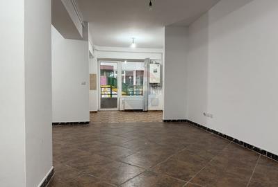 Apartament cu 3 camere de vanzare cu loc de parcare, Calea Barladului - 9