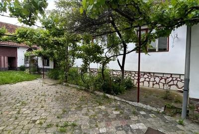 Casa individuala, 6 camere | 2109 mp teren |, localitatea Rusi, judetul Sibiu Casa individuala, 6 camere | 2109 mp teren |, localitatea Rusi, judetul Sibiu - 4