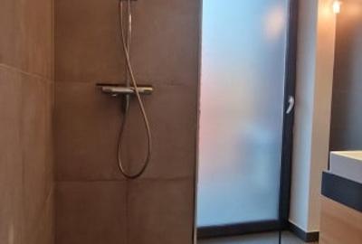 Apartament cu 3 camere decomandat, mobilat în Sisești - 21