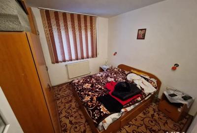 Apartament 3 camere de vanzare - 2