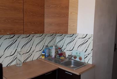 Garsonieră nedecomandată în Tractorul - 3